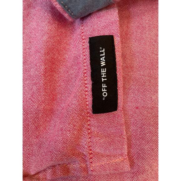 Vans Men’s Collared Short-sleeved Button Up Red Shirt. Size medium. - Picture 6 of 7